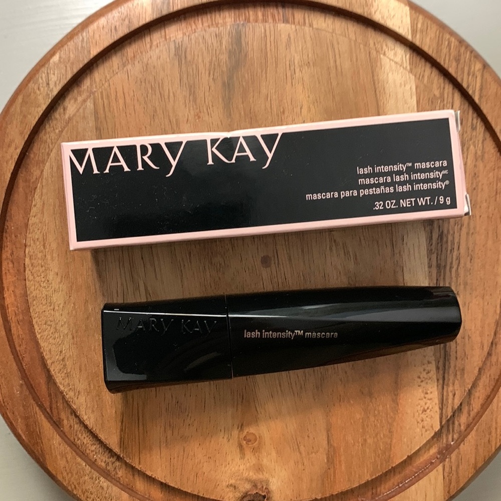NWT Mary Kay Lash Intensity Mascara - BLACK